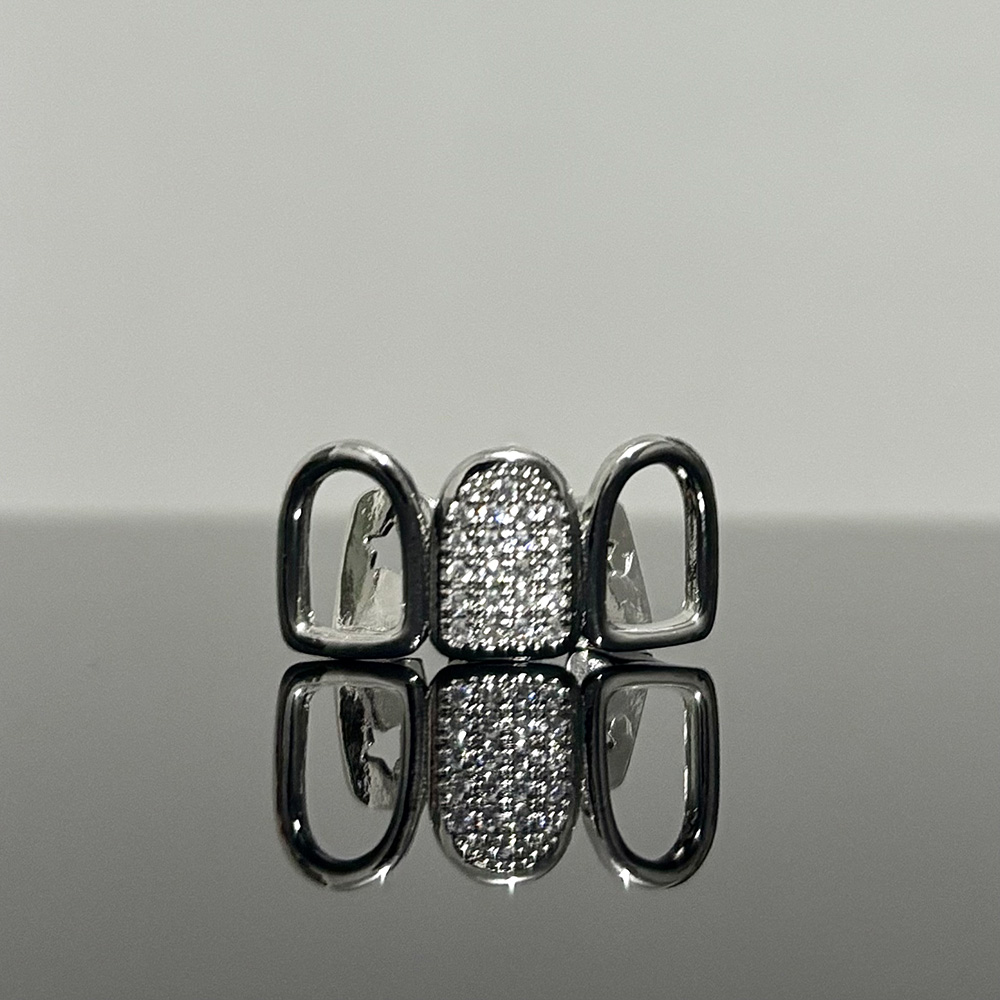 YOUNGX Hip Hop Three Hollow Zi - Body Jewelry For Men recension och pris