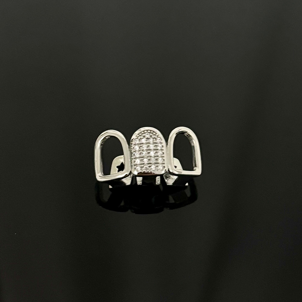 YOUNGX Hip Hop Three Hollow Zi - Body Jewelry For Men recension och pris