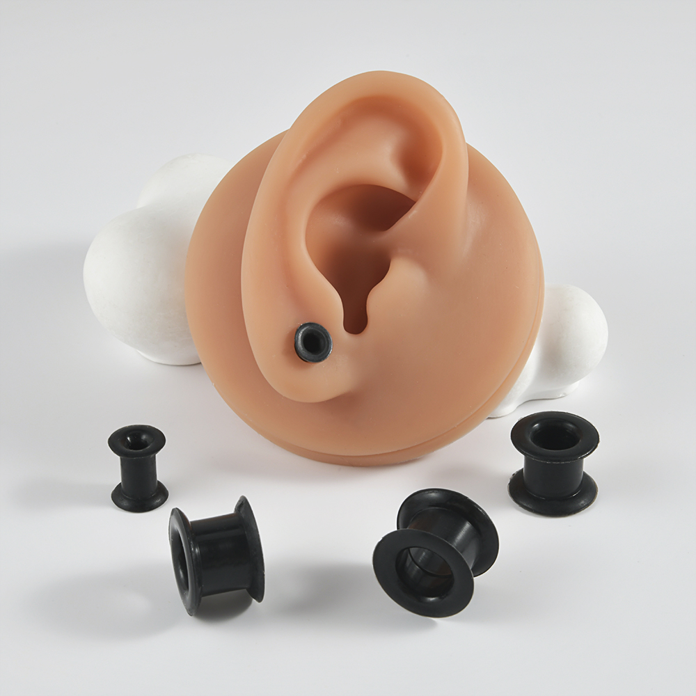 Pair Supersize Flexible Black  - Body Jewelry Ear Plugs recension och pris